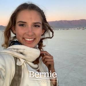 Meet your Posher, Kaylie